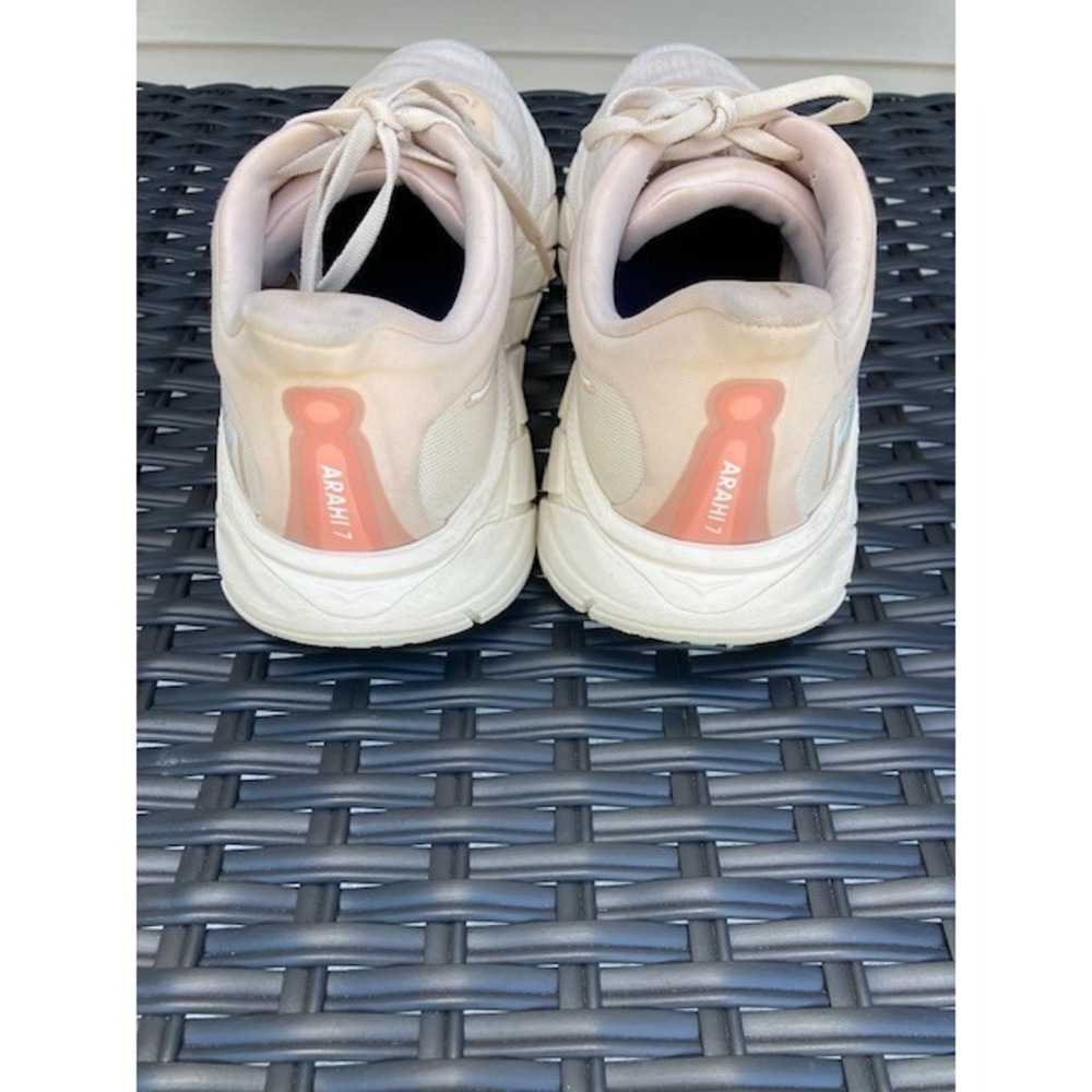 Hoka Womens Arahi 7 Off White Running Shoe 11 Cream Color - Picture 4 of 7